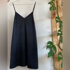 TNA Yirrell black slip dress